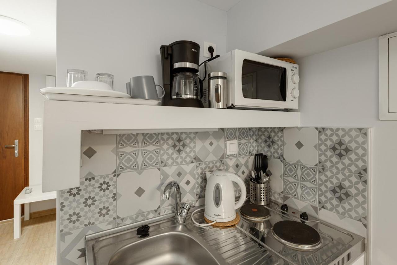 Downtown Studio Thessaloniki Apartment Exterior foto